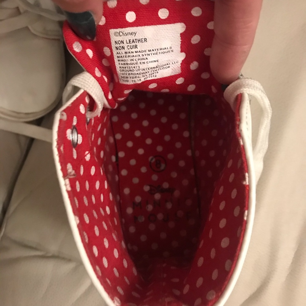 Minnie Mouse high tops - Picture 4 of 6